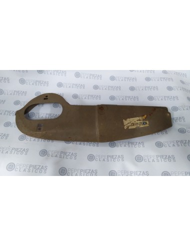 Codillo trasero chapa Seat 850 izquierdo. Referencia  1210-21-0041