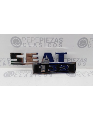 Anagrama Seat 132 trasero metálico. Recambio nuevo antiguo stock.