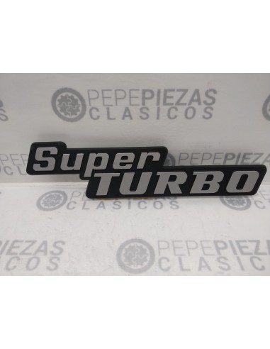 Anagrama Super turbo (plástico) 172 x 39 mm.